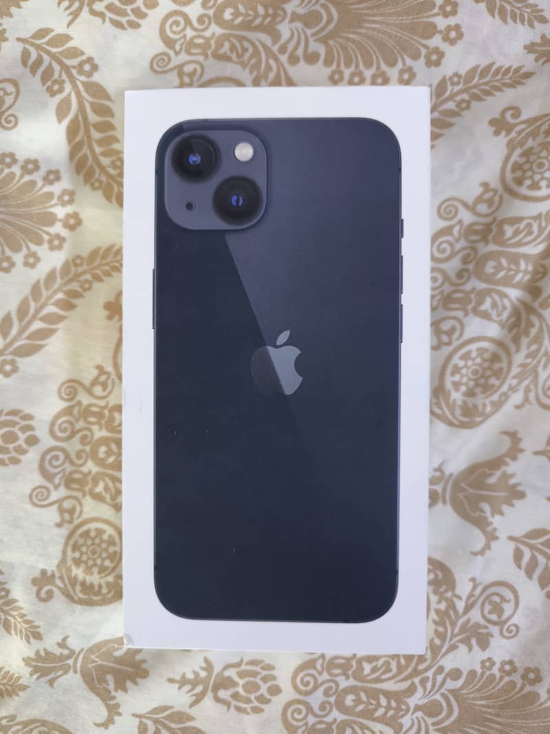Apple iPhone 13 0