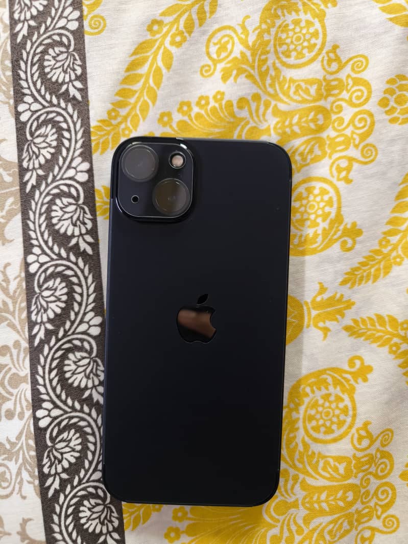 Apple iPhone 13 1