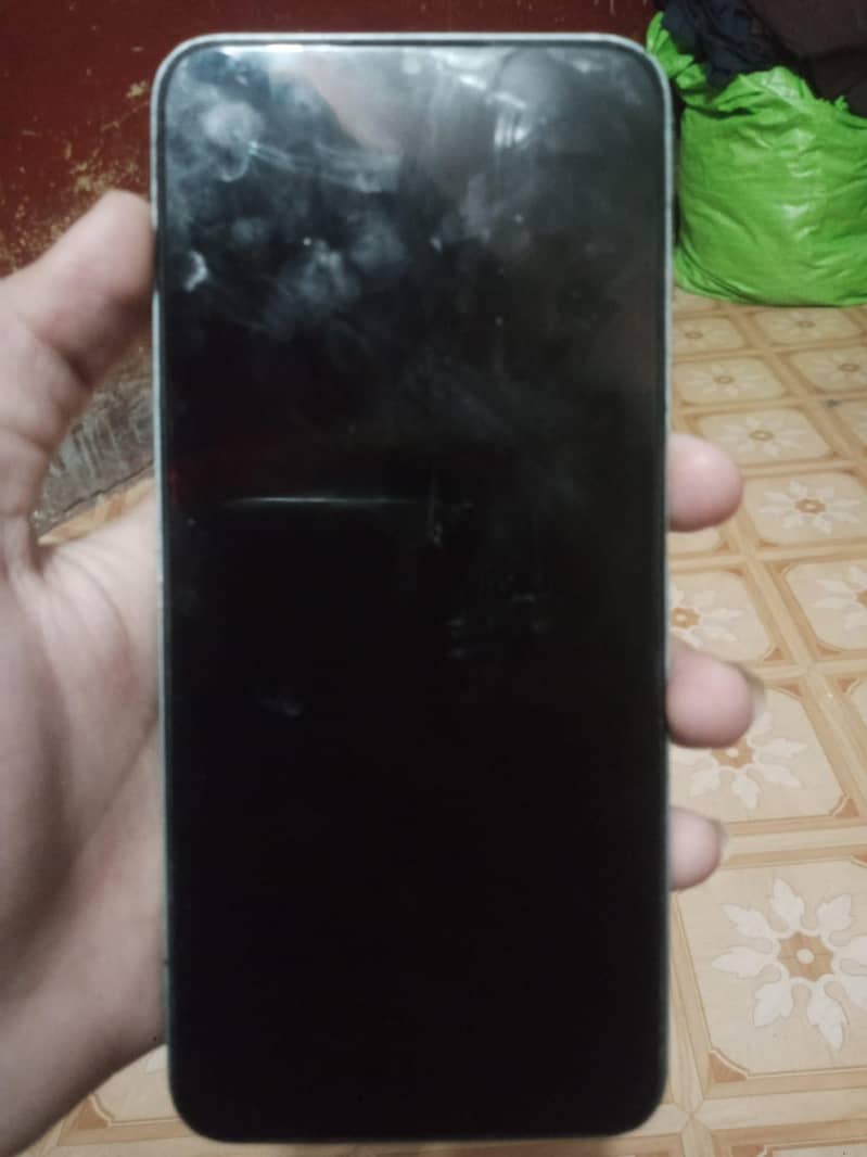Realme C35 1