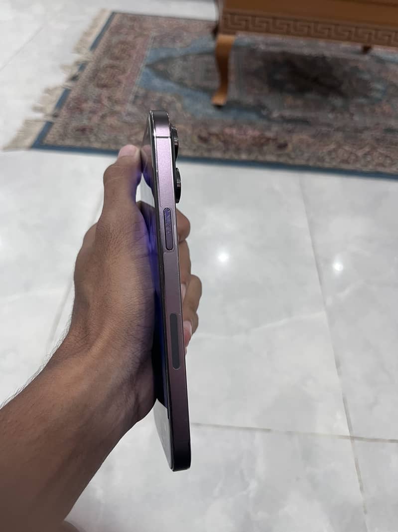 Apple iPhone 14 Pro Max 4