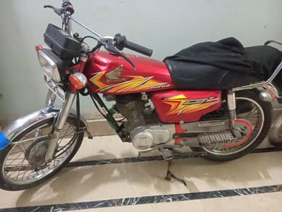 Honda 125 21 model karachi number 2nd owner he full original condition