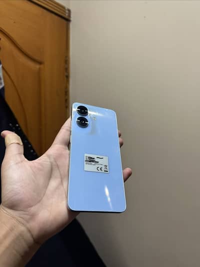 Realme Note 60
