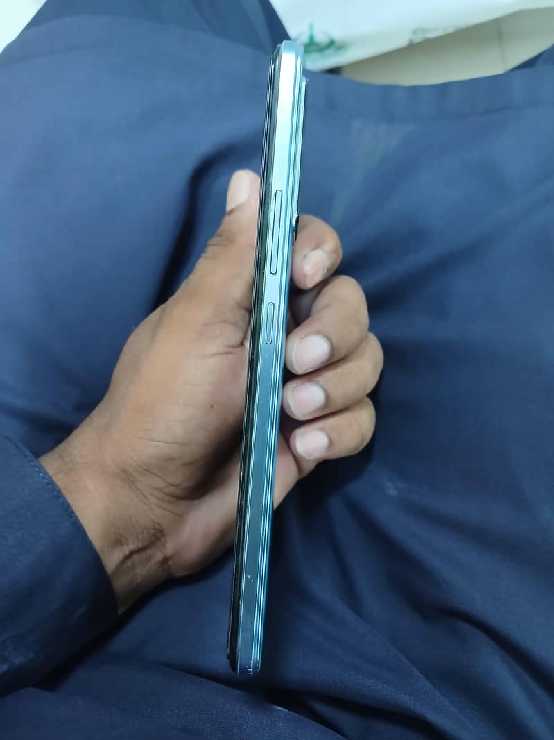 Vivo V23e 3
