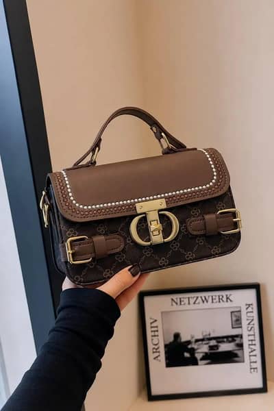 Women Crossbody Bag . Free home delevery .