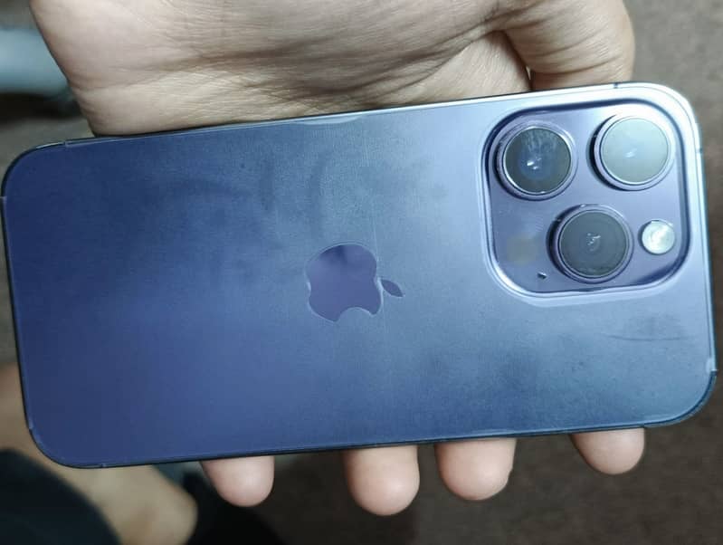 Apple iPhone 14 Pro 2