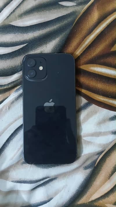 Apple iPhone 12