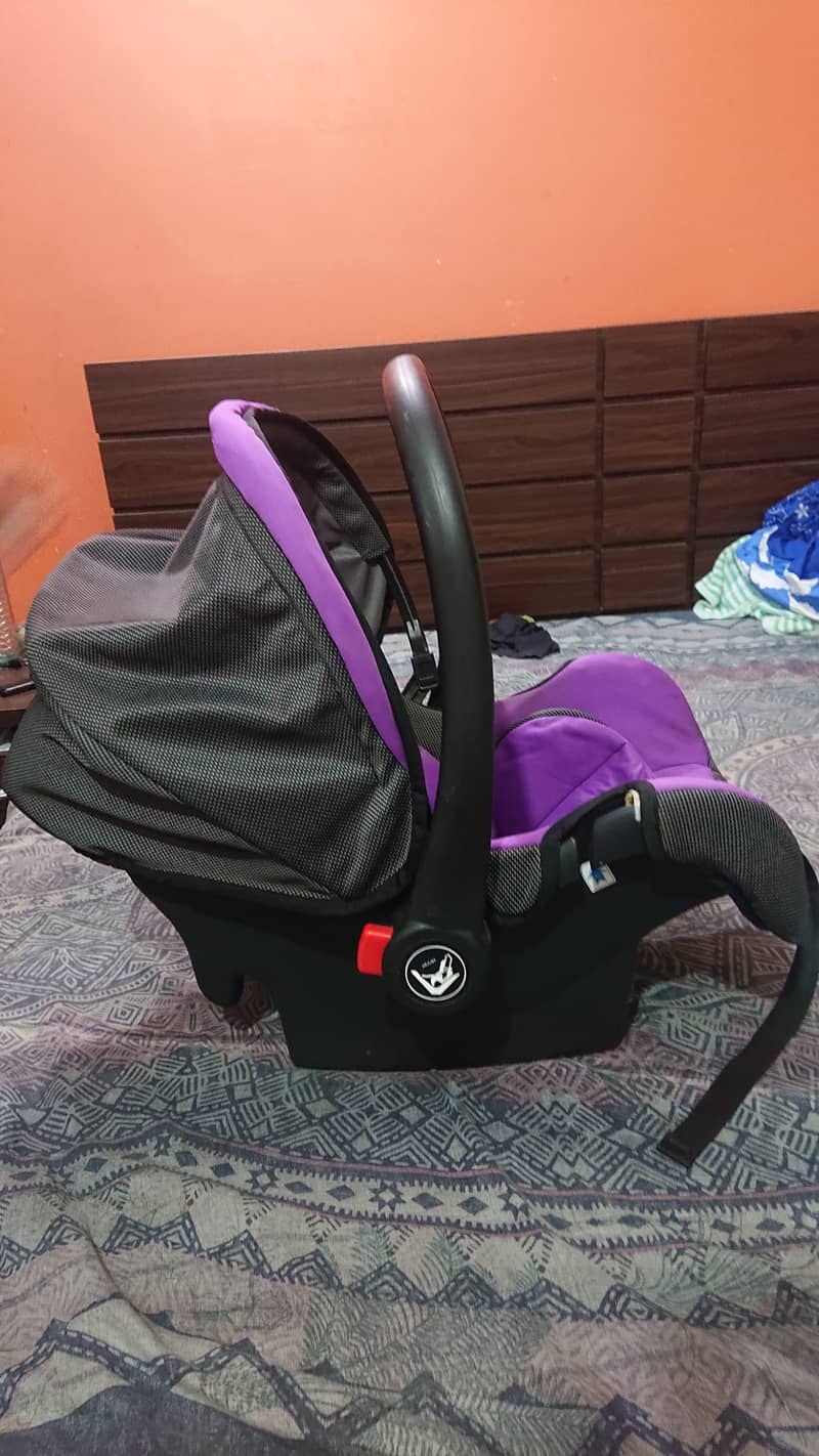 carry cot 2