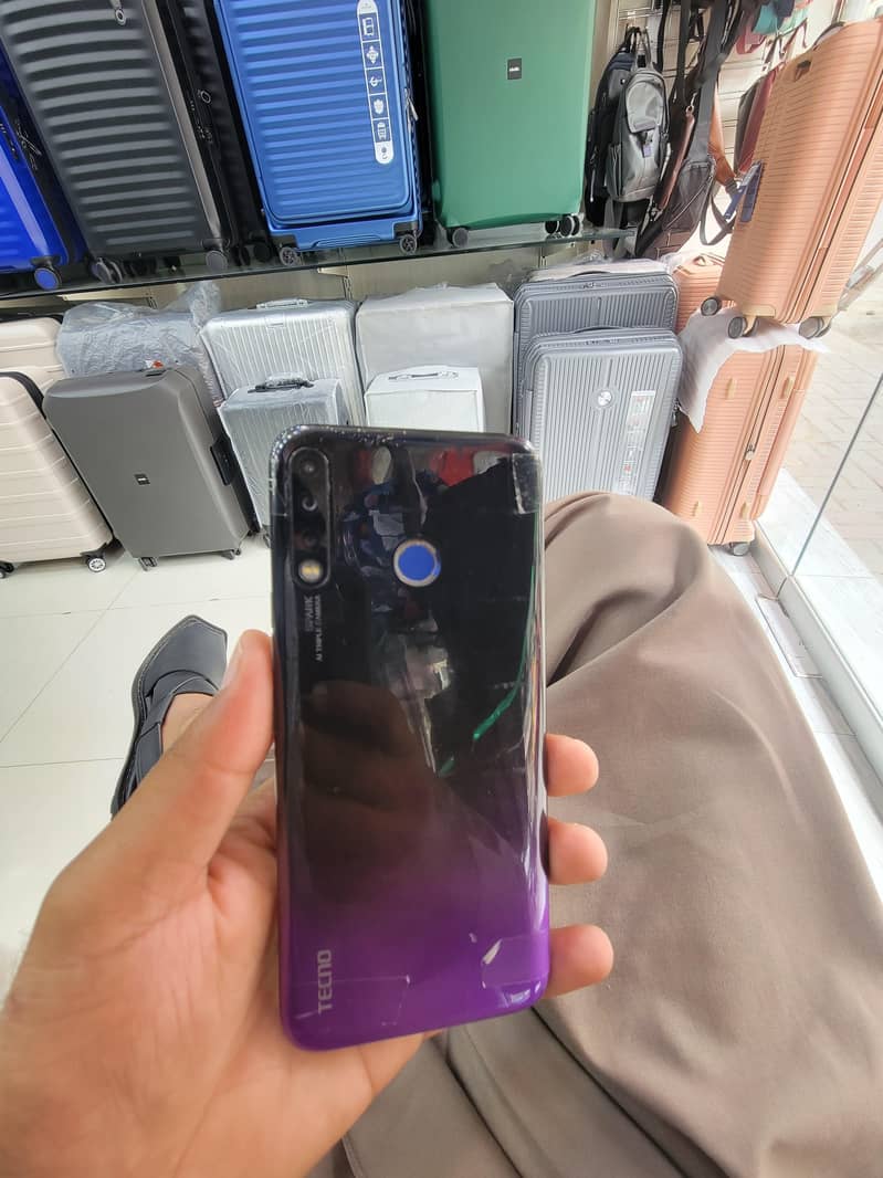 TECNO SPARK 4 1