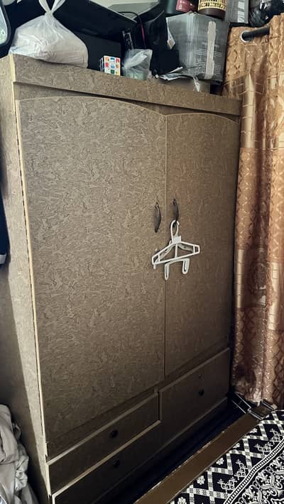 Room Almari good condition