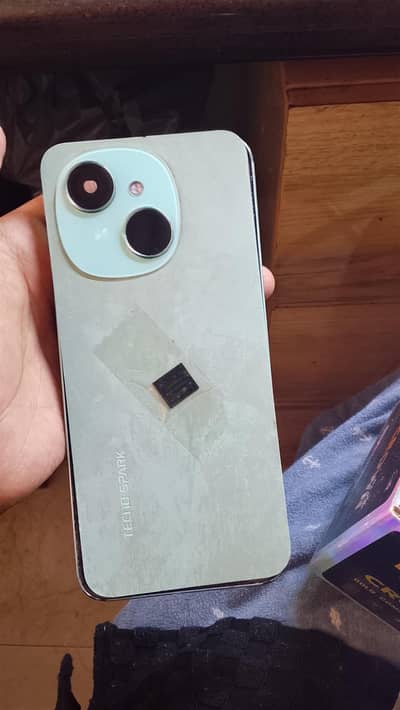 Tecno Spark Go 1
