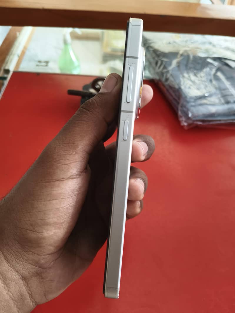One Plus 13R 5