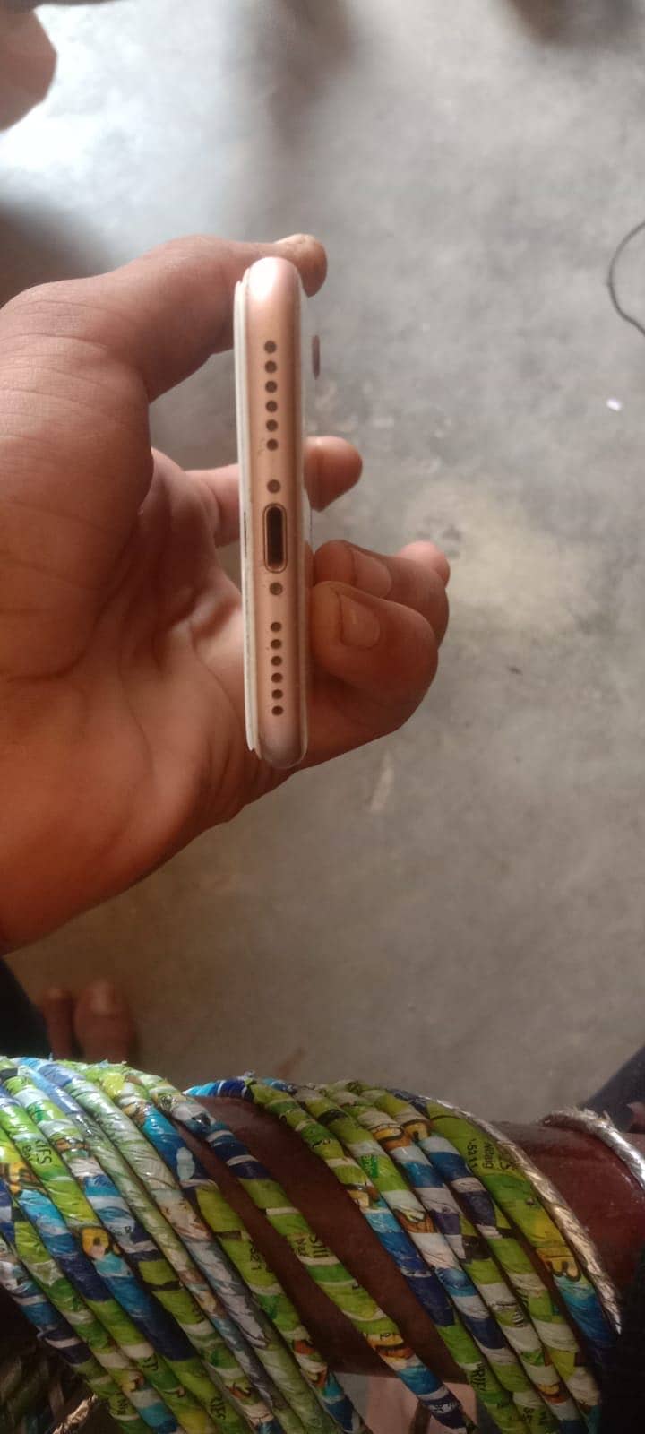 Apple iPhone 8 1