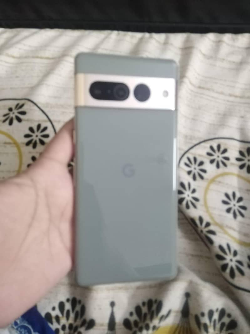 Google Pixel 7 Pro 2