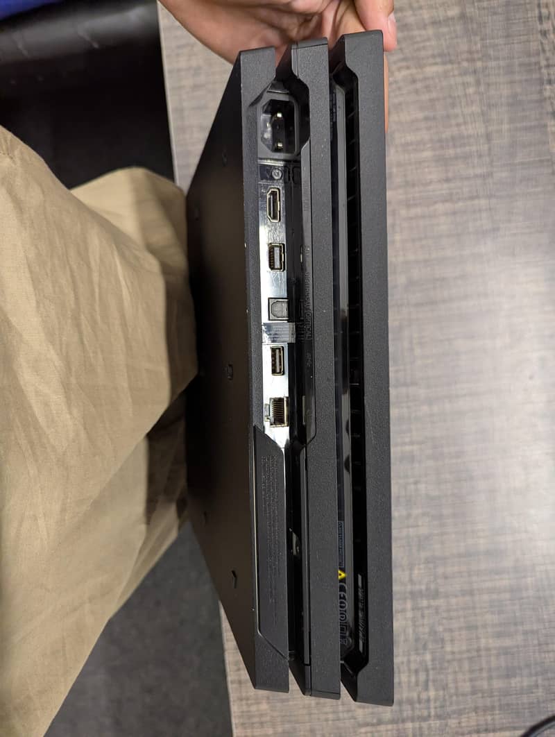 ps4 pro 4