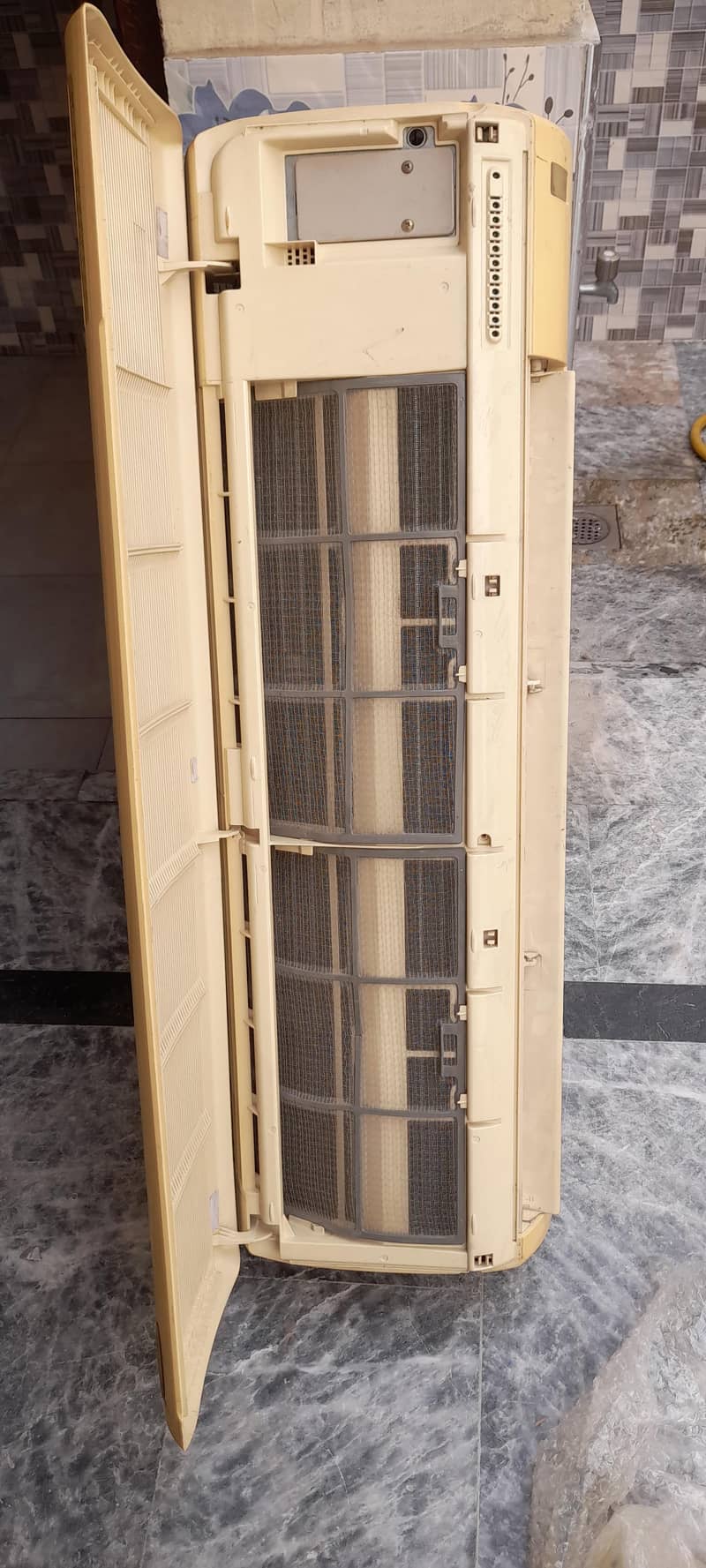 Indoor Waves Split AC 1
