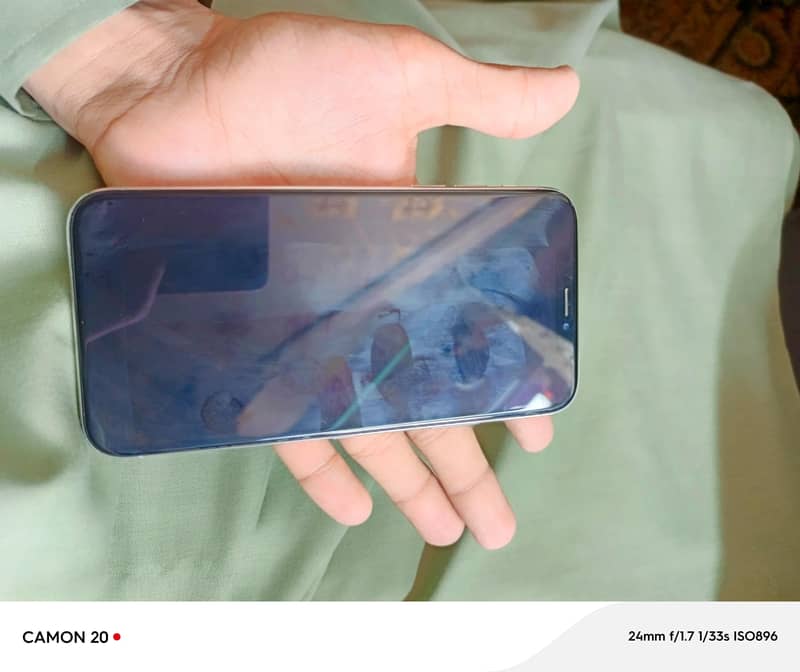 Apple iPhone X 0