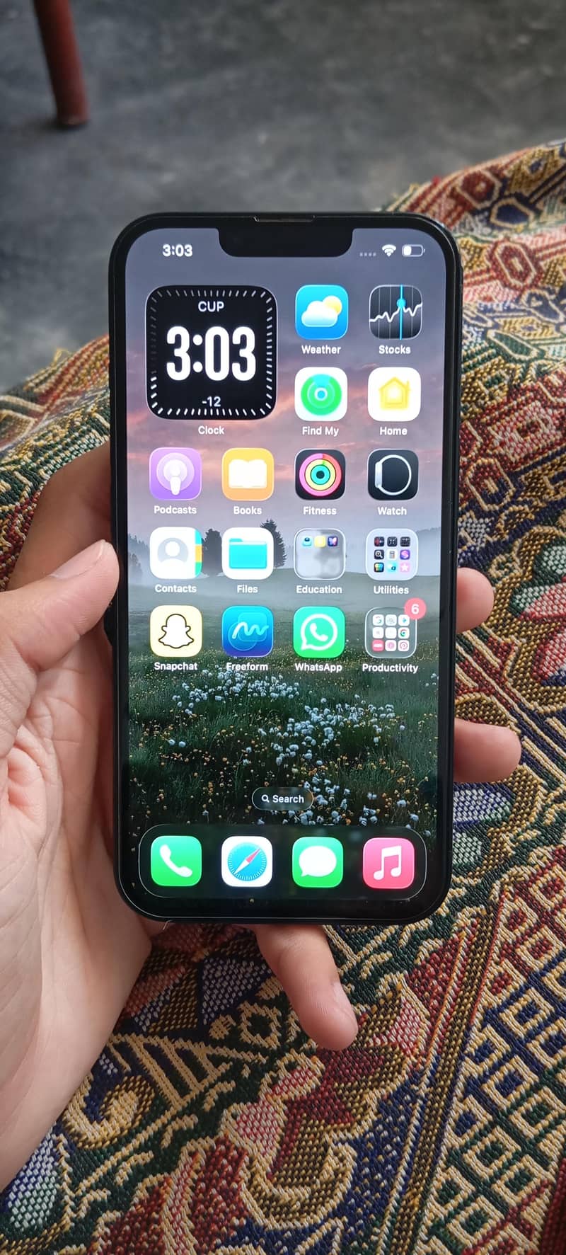 Apple iPhone 13 2