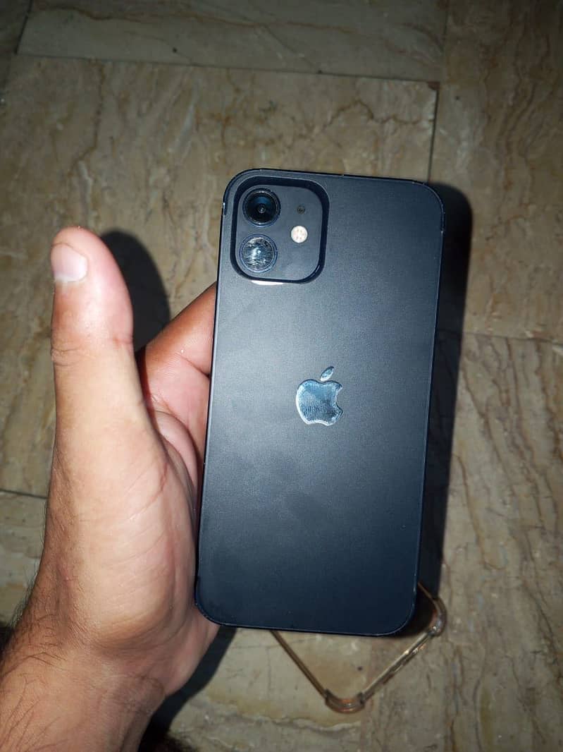 Apple iPhone 12 5
