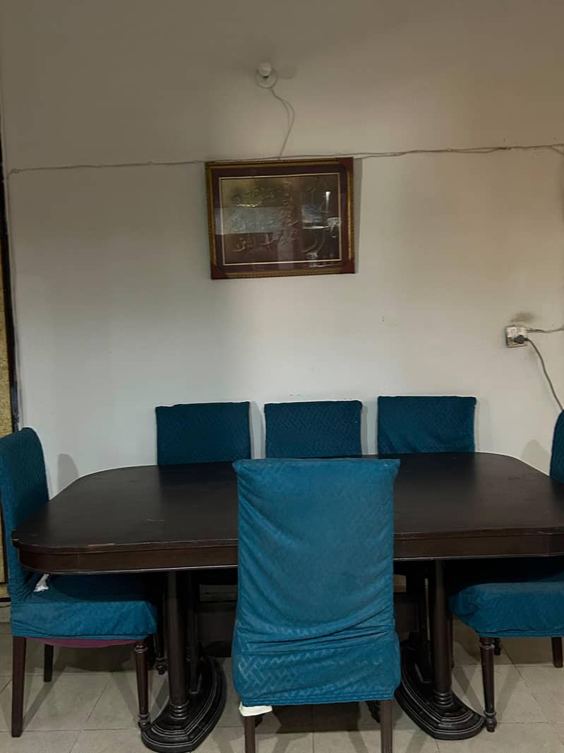 dinning table 0
