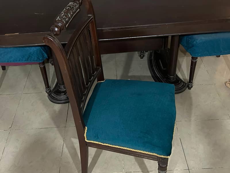 dinning table 1