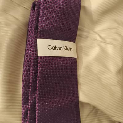 Calvin Klein Tie 46% Silk 54% Polyester