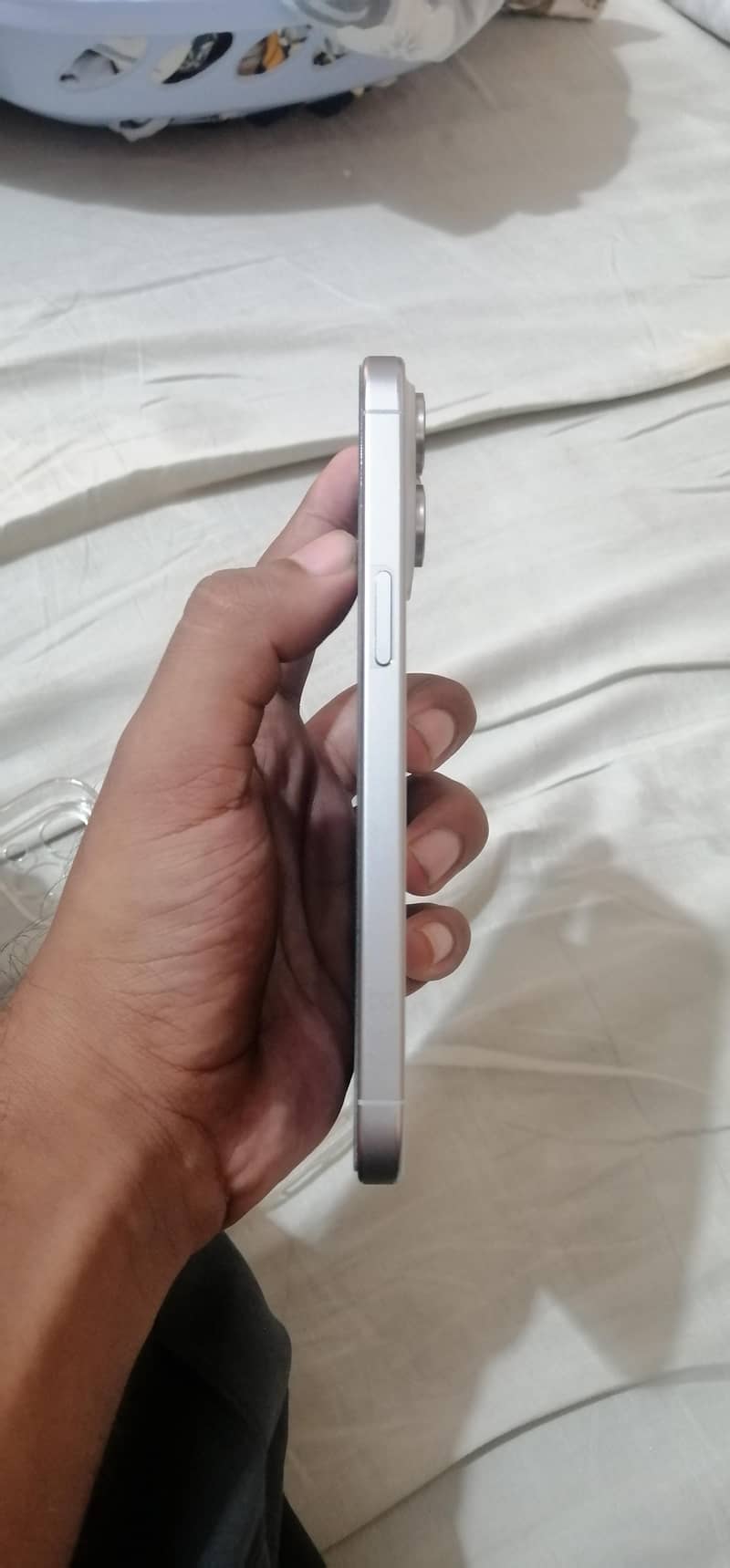 Apple iPhone 15 Pro Max 4