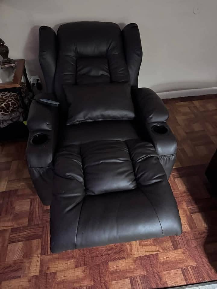 Recliner sofa 4