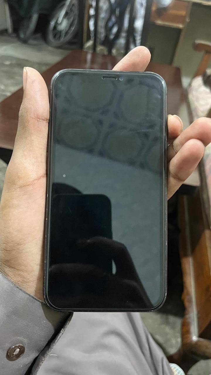 Apple iPhone 11 5