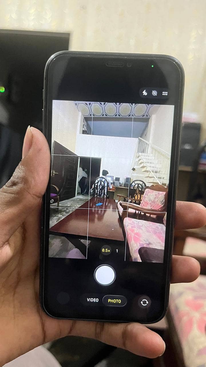 Apple iPhone 11 6