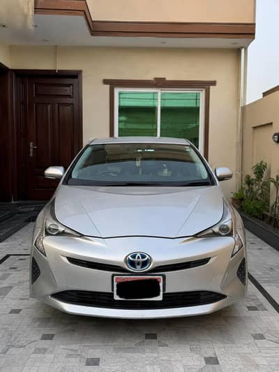 Toyota Prius 2018