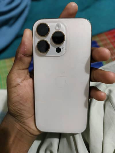 iPhone 16 pro jv