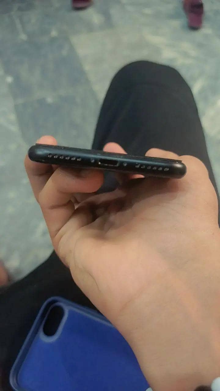 Apple iPhone 7 5
