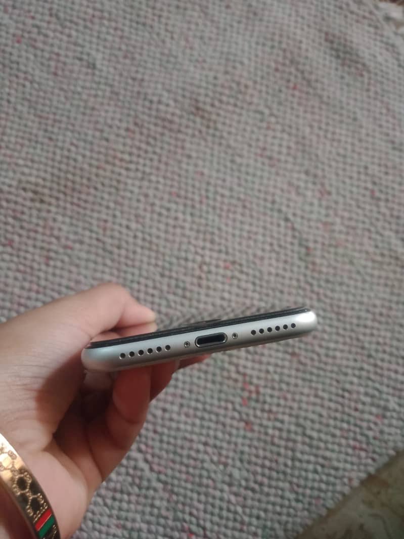 Apple iPhone SE 2