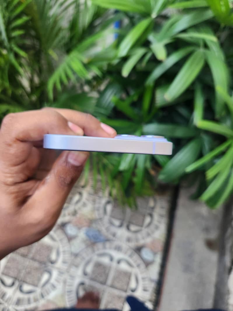 Apple iPhone 14 plus 1