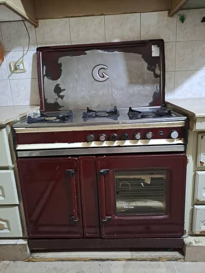 Corona Cooking Range with baking oven.