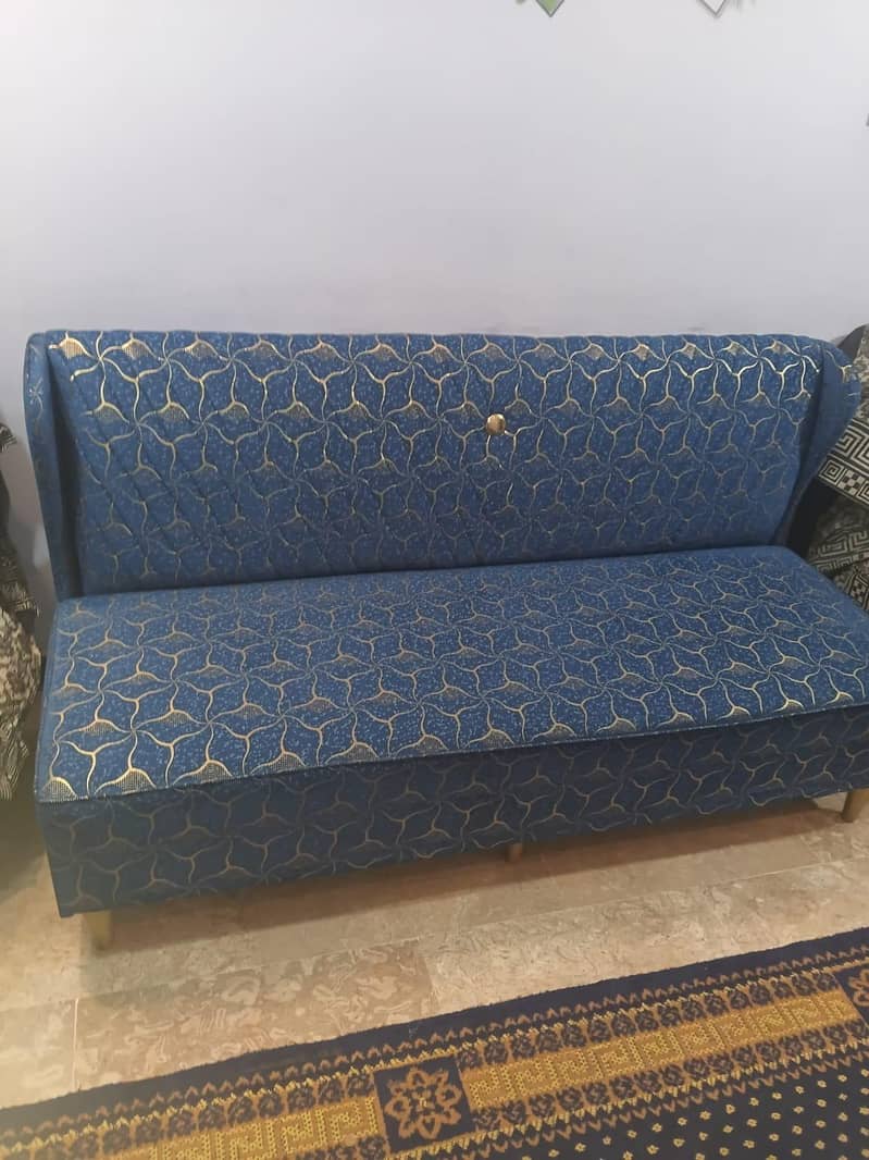 5 seater 0