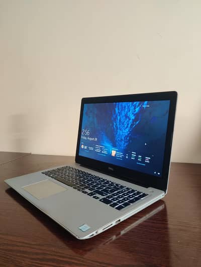 Dell Inspiron 15 5570