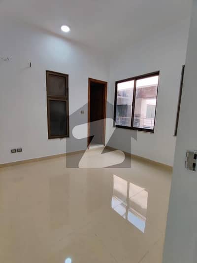 Property Connect Offers! 836 sq ft 2nd Floor Available For Rent In I-8 Markaz |Lift Installed | IT / Software Companies Consultants & Startups|