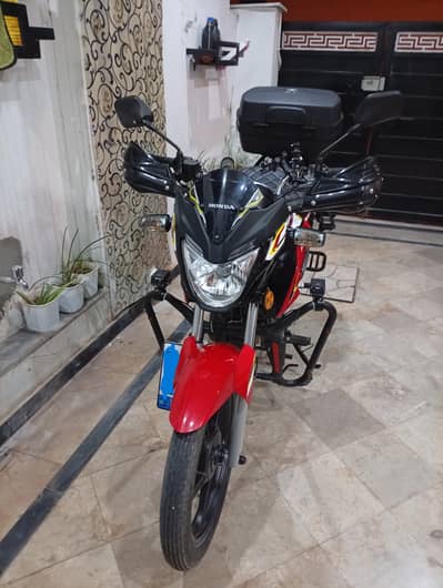 Honda CB 150F 2026