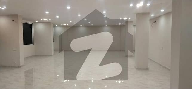 1900sqft Vibrant Commercial Property Blue Area Office For Sale,Lift Operational