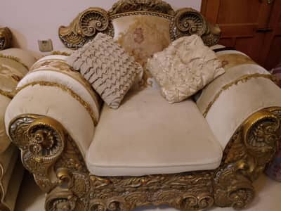 SHAHI  Sofa heavy 7 seater with antique heavy table