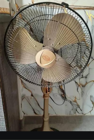 pedestal fan