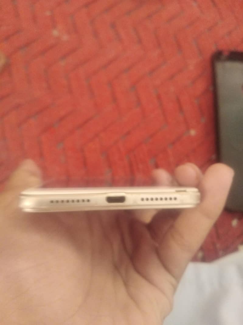 OPPO A37 1