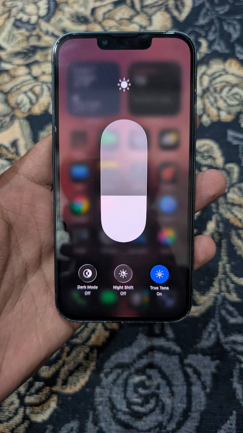iPhone 13 3