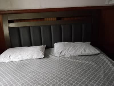 beautiful bed set from golra with mattress
