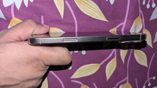 Apple iPhone 16 Pro Max JV