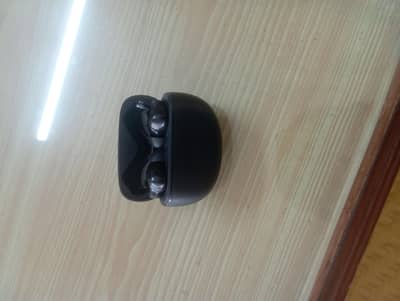 Zero Lifestyle Rover Pro Earbuds - 10/10 Condition with Complete Box