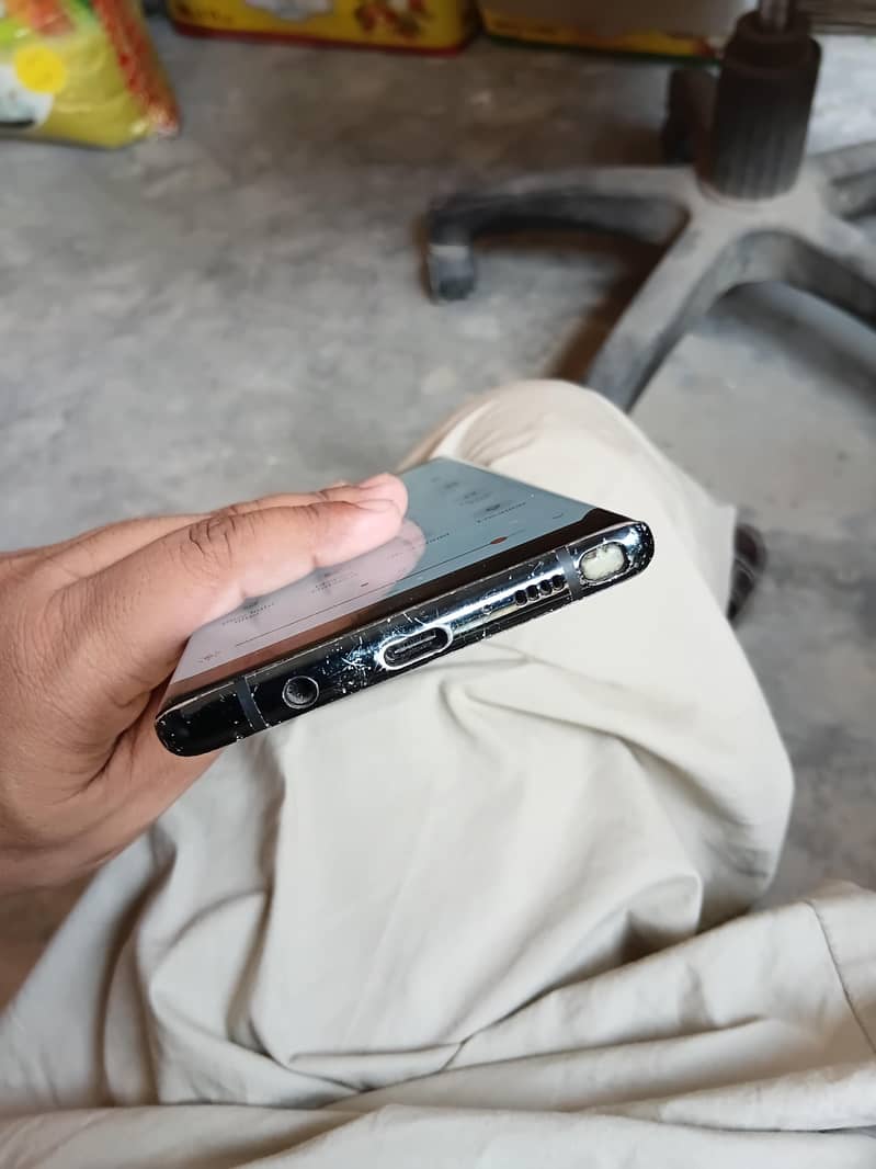 Samsung Mobile Note 8 3