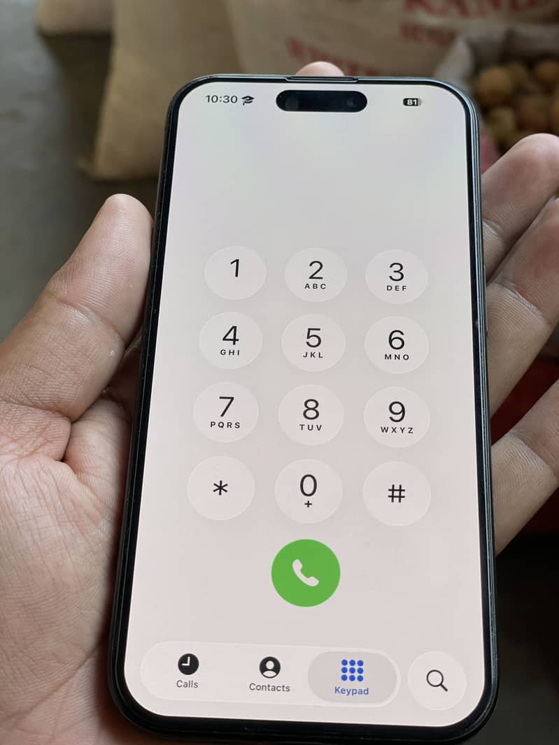 Apple iPhone 15 Pro 4