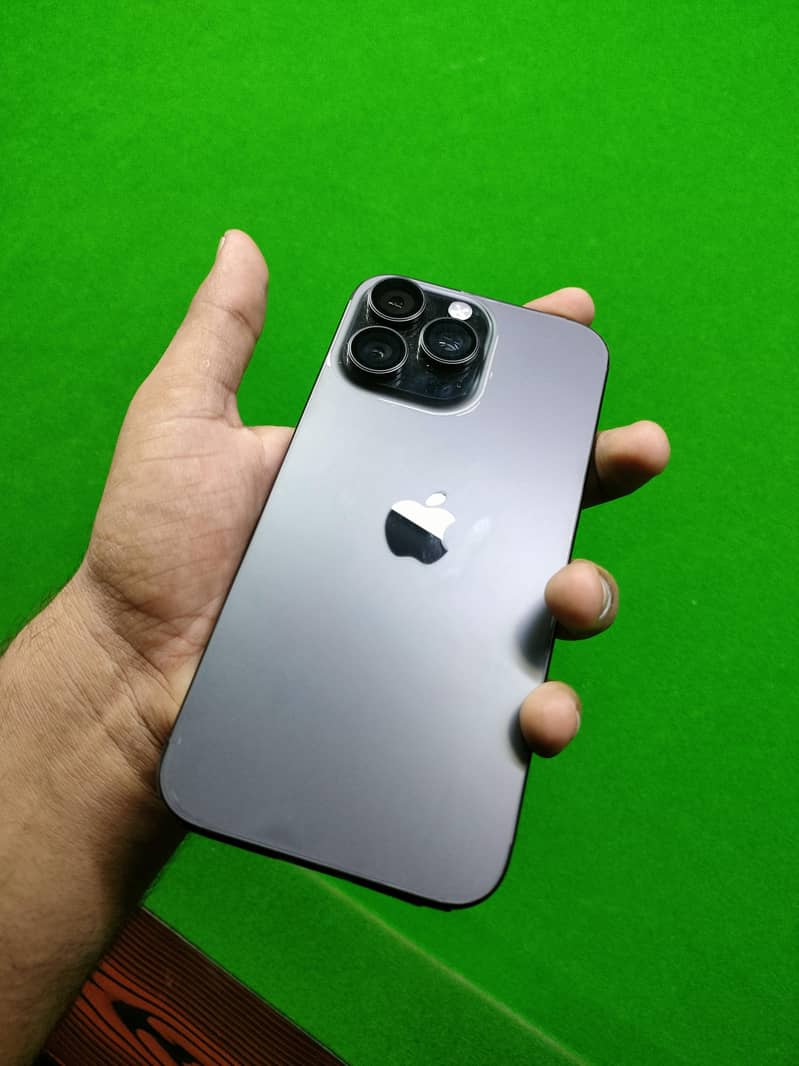 Iphone 16 pro max 7